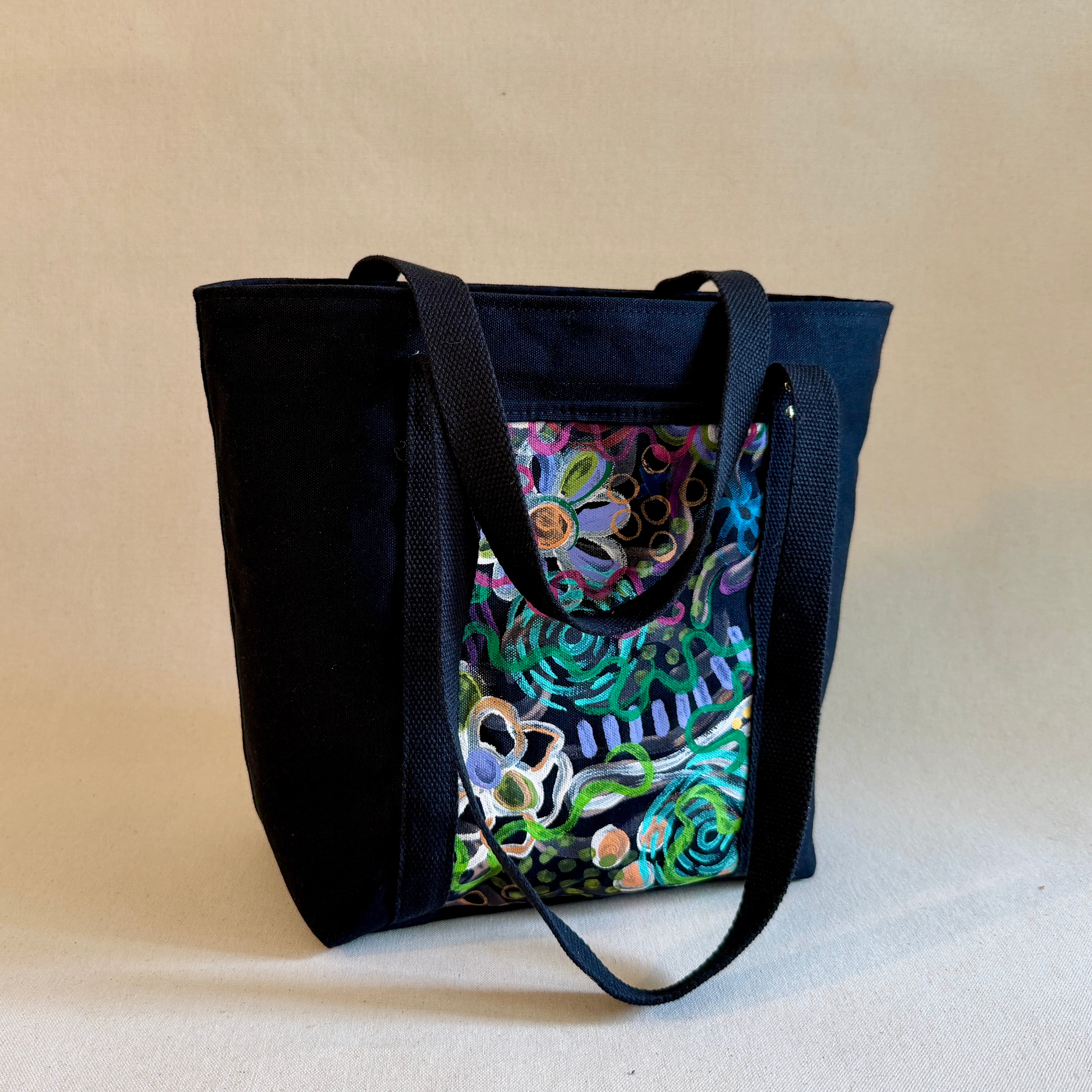 Hey Amy x Bunny Bishop 2026: The Tote in Black No. 1