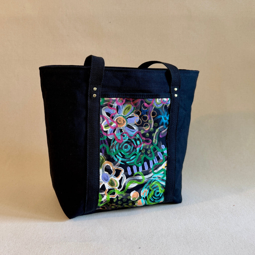 Hey Amy x Bunny Bishop 2026: The Tote in Black No. 1