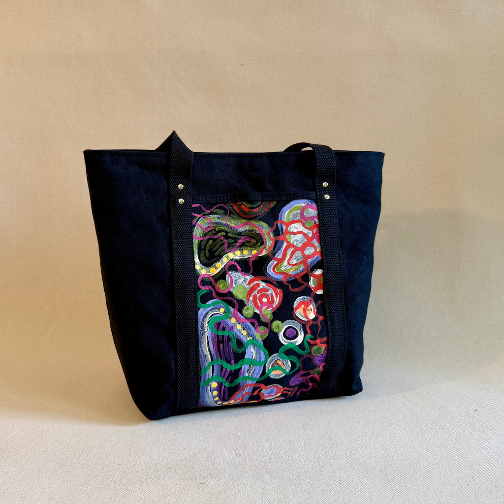 Hey Amy x Bunny Bishop 2026: The Tote in Black No. 1