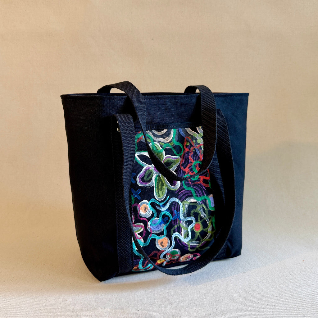 Hey Amy x Bunny Bishop 2026: The Tote in Black No. 3